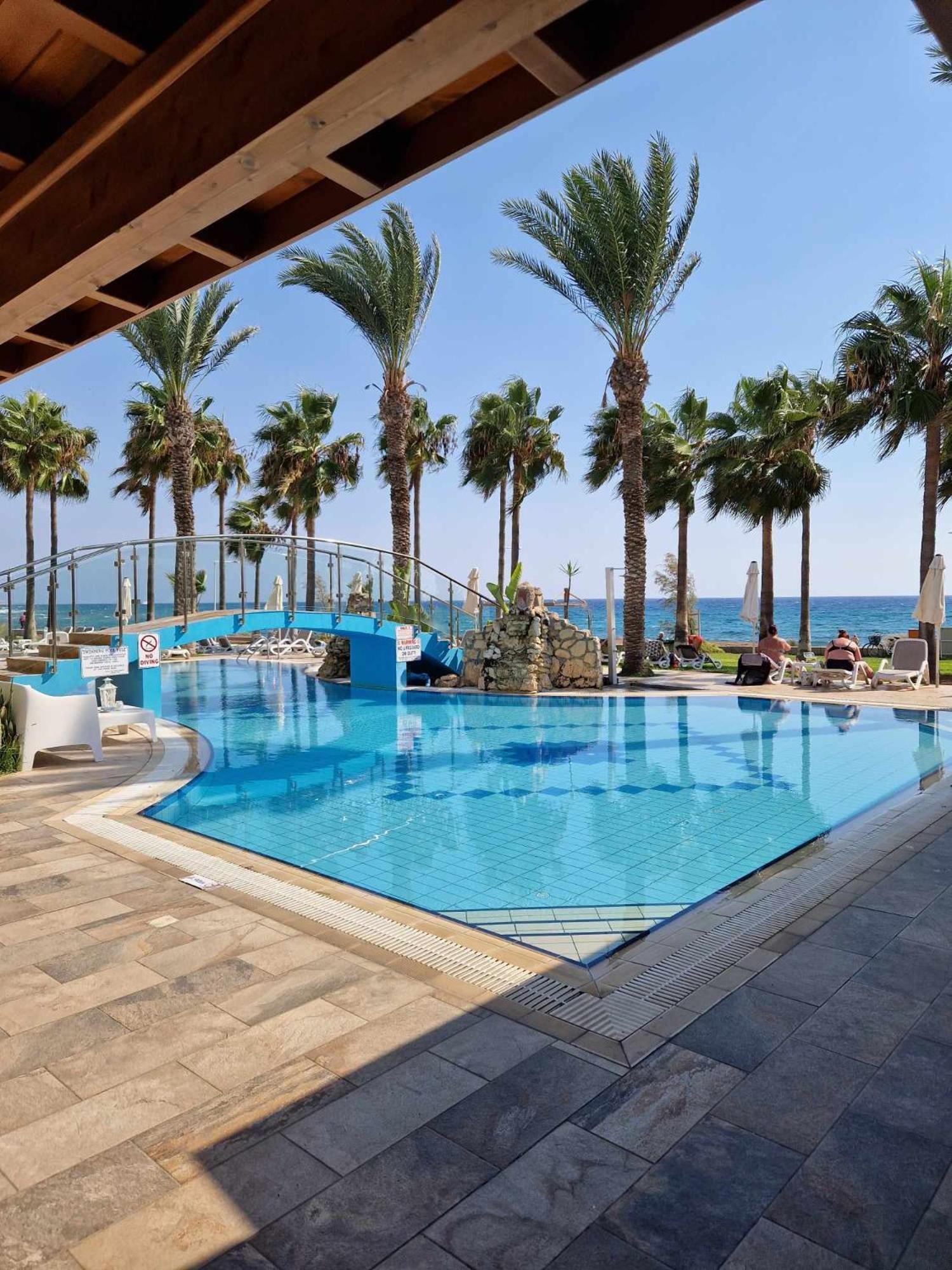 Simos Magic Beach Hotel Apts 아이아 나파 외부 사진