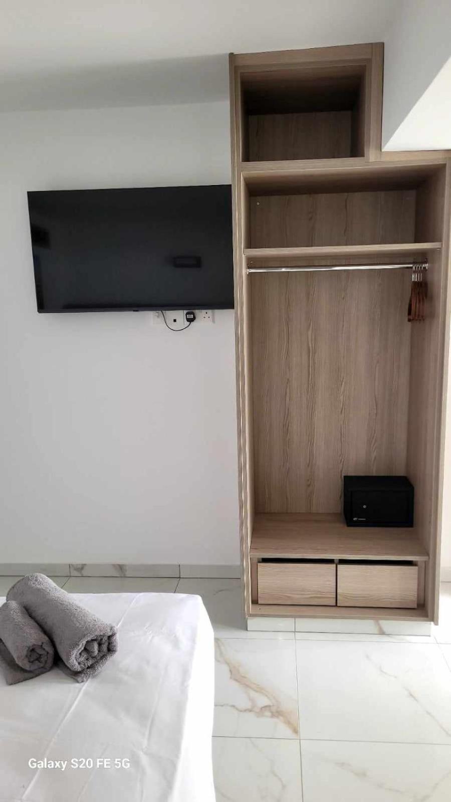 Simos Magic Beach Hotel Apts 아이아 나파 외부 사진