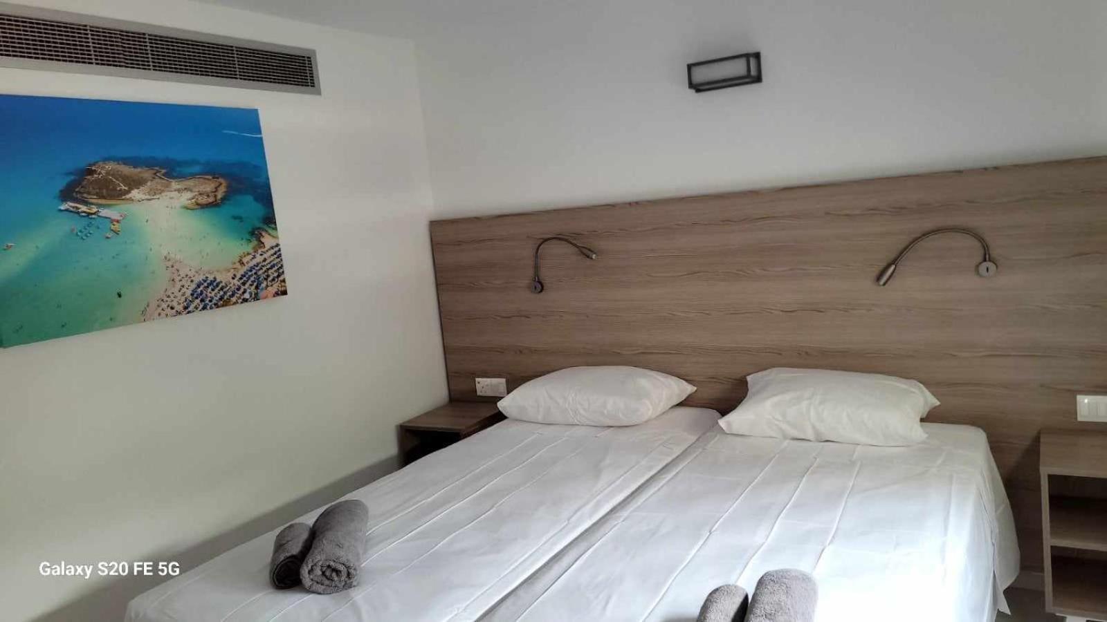 Simos Magic Beach Hotel Apts 아이아 나파 외부 사진