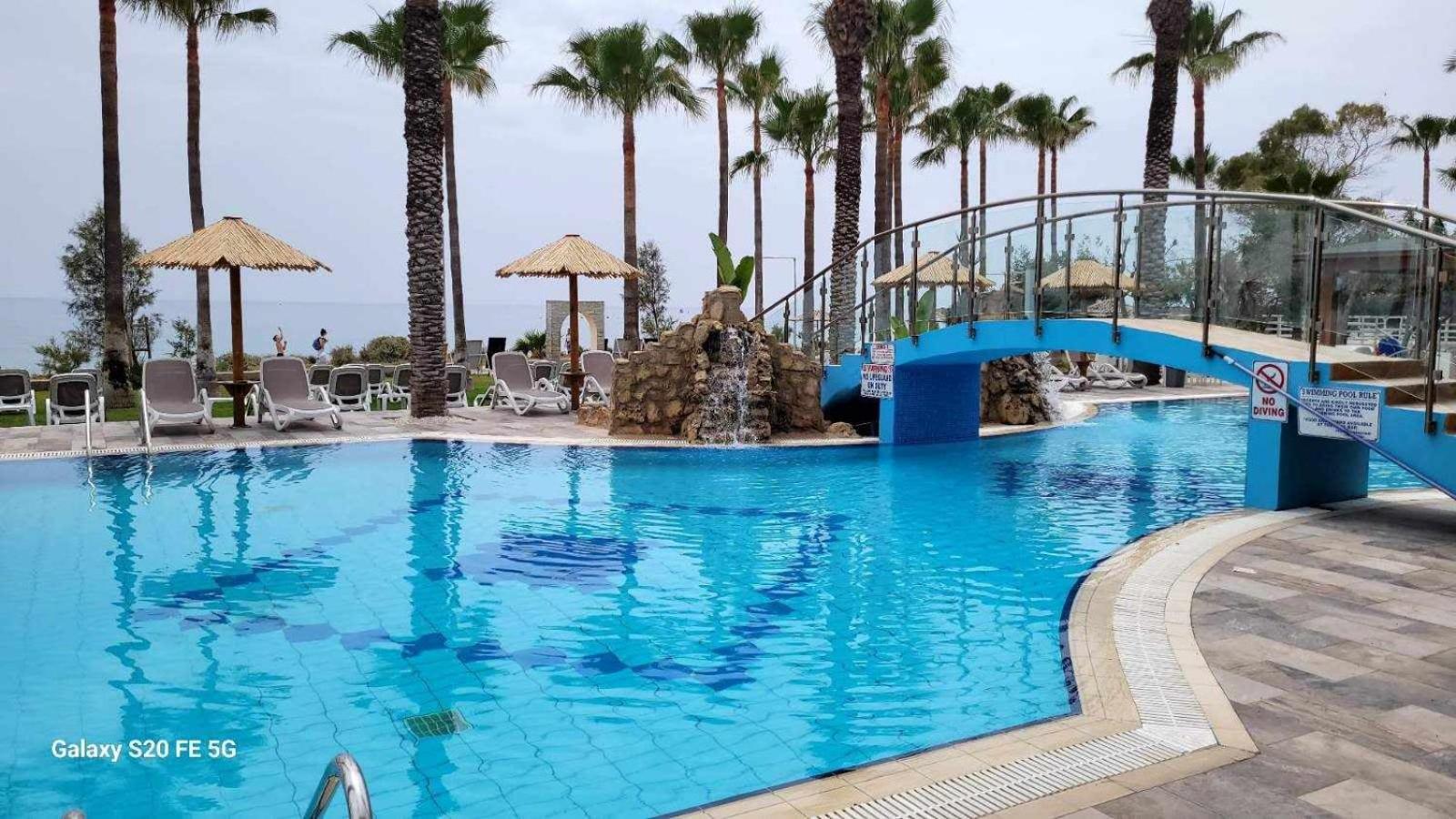 Simos Magic Beach Hotel Apts 아이아 나파 외부 사진