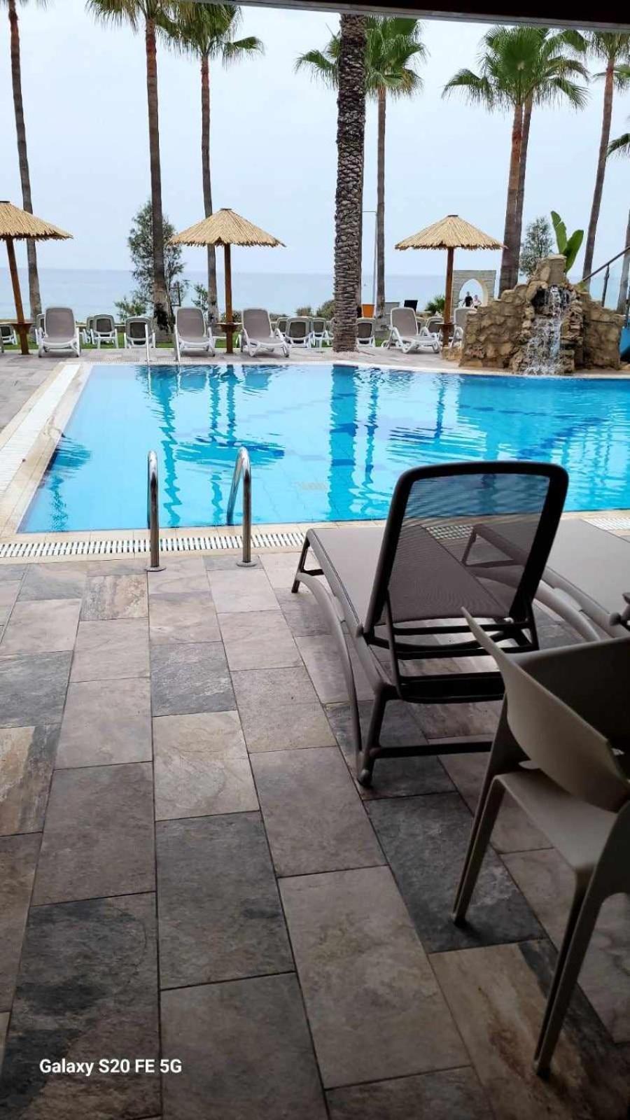 Simos Magic Beach Hotel Apts 아이아 나파 외부 사진